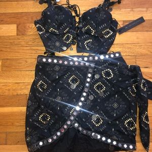 House of Harlow Crop Top & Skirt Size S